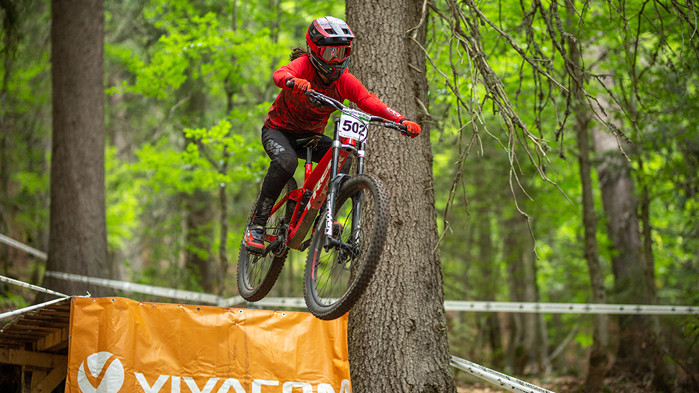 Над 150 състезатели по планинско колоездене мериха сили на Пампорово (СНИМКИ)